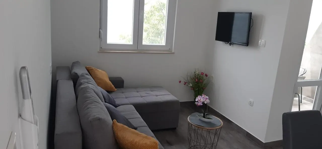 Apartment Apartmani Antea Starigrad Paklenica